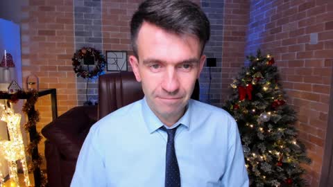 Snapshot of hard_and_juici chatting on January 2, 2:57 pm Steve online show from January 2, 2:57 pm