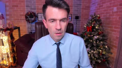 Snapshot of hard_and_juici chatting on January 7, 4:37 pm Steve online show from January 7, 4:37 pm