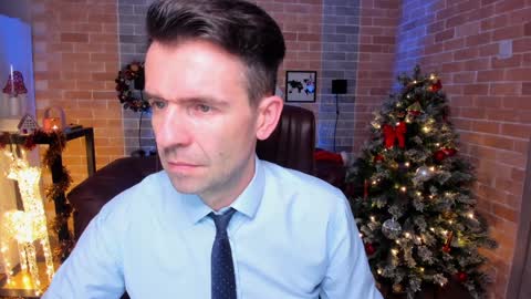 Snapshot of hard_and_juici chatting on January 8, 12:58 pm Steve online show from January 8, 12:58 pm