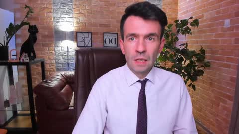 Snapshot of hard_and_juici chatting on January 15, 5:58 pm Steve online show from January 15, 5:58 pm