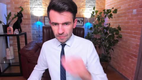 Snapshot of hard_and_juici chatting on January 23, 2:17 pm Steve online show from January 23, 2:17 pm