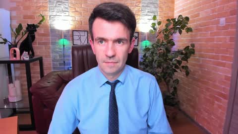 Snapshot of hard_and_juici chatting on January 26, 3:25 pm Steve online show from January 26, 3:25 pm