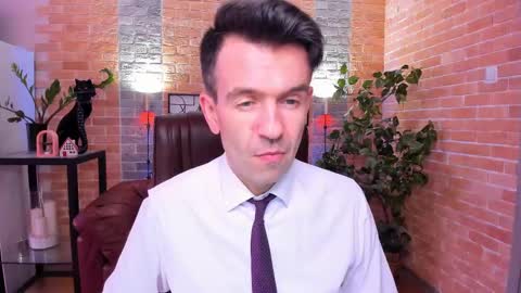 Snapshot of hard_and_juici chatting on February 17, 2:04 pm Steve online show from February 17, 2:04 pm