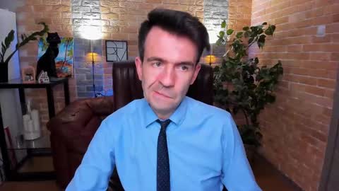 Snapshot of hard_and_juici chatting on February 26, 3:08 pm Steve online show from February 26, 3:08 pm