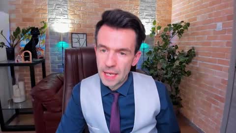 Snapshot of hard_and_juici chatting on March 10, 3:20 pm Steve online show from March 10, 3:20 pm