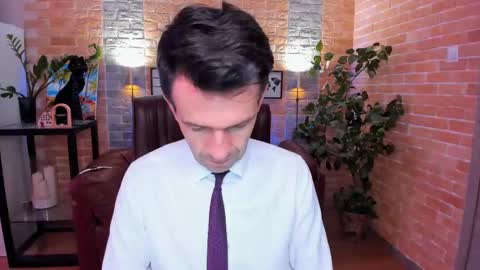 Snapshot of hard_and_juici chatting on March 12, 2:56 pm Steve online show from March 12, 2:56 pm