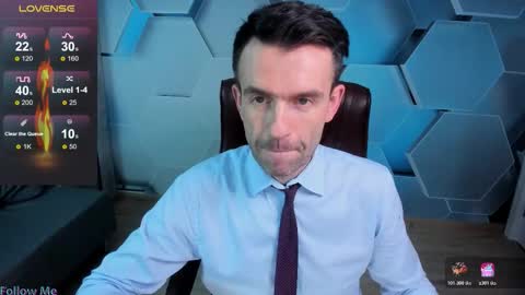 Snapshot of hard_and_juici chatting on November 23, 3:45 pm Steve online show from November 23, 3:45 pm