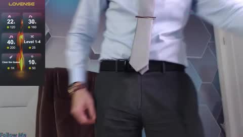 Snapshot of hard_and_juici chatting on November 24, 1:00 pm Steve online show from November 24, 1:00 pm