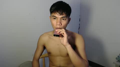 Snapshot of hard_bry chatting on February 18, 5:42 am hard_bry online show from February 18, 5:42 am