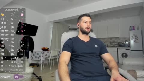 Snapshot of hard_chriss chatting on December 27, 11:06 am Hard Cock online show from December 27, 11:06 am