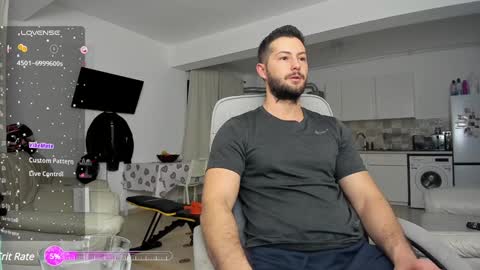 Snapshot of hard_chriss chatting on December 30, 4:53 am Hard Cock online show from December 30, 4:53 am