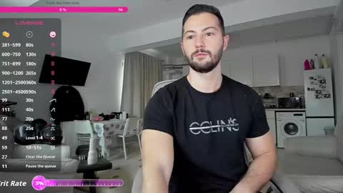 Snapshot of hard_chriss chatting on November 4, 9:19 am Hard Cock online show from November 4, 9:19 am