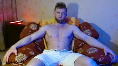 Snapshot of hardandripped chatting on January 23, 4:41 am Valentino Hard online show from January 23, 4:41 am