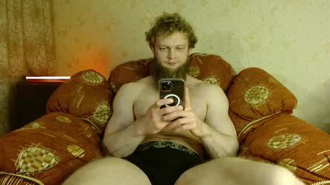 Snapshot of hardandripped chatting on November 4, 1:48 am Valentino Hard online show from November 4, 1:48 am