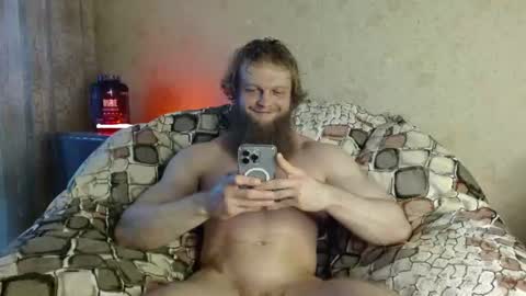 Snapshot of hardandripped chatting on June 29, 3:35 am Valentino Hard online show from June 29, 3:35 am