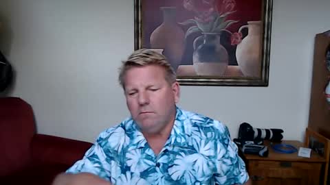 Steele and Cassie online show from December 1, 11:21 pm