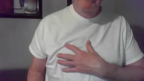 Snapshot of hardchicagoforzya chatting on November 17, 4:40 am hardchicagoforzya online show from November 17, 4:40 am