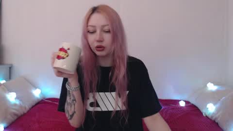 Emily online show from April 11, 8:13 pm