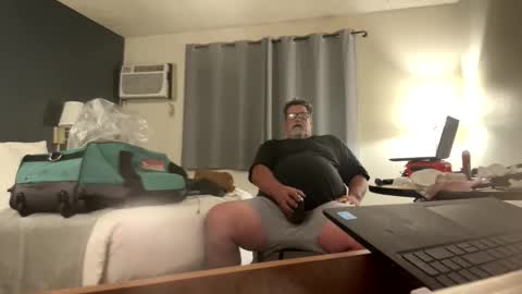 Snapshot of hardfreak4you chatting on October 27, 5:55 am hardfreak4you online show from October 27, 5:55 am