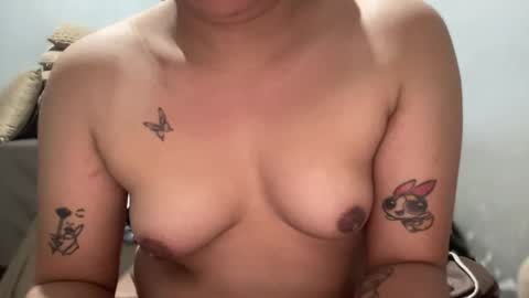 Snapshot of hardfucking_kelly chatting on May 5, 3:42 pm jessabelle online show from May 5, 3:42 pm