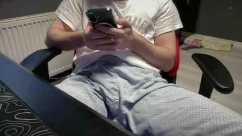 Snapshot of hardiftm chatting on November 12, 3:56 pm Hardi online show from November 12, 3:56 pm