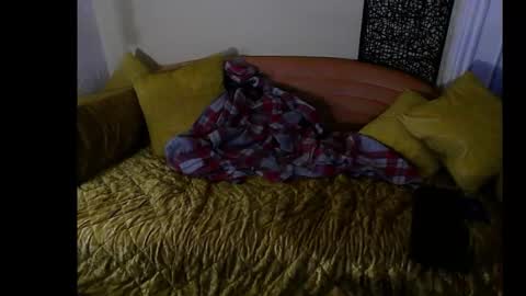 Snapshot of hardigan_dix chatting on December 26, 2:22 am hardigan online show from December 26, 2:22 am