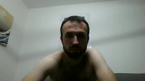 Mika online show from April 17, 11:30 pm