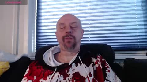 MrLazy online show from February 2, 11:40 am