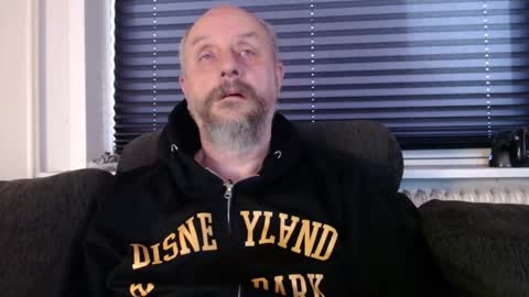 MrLazy online show from December 18, 10:10 am