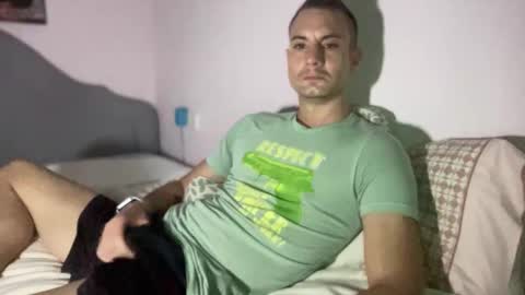 Snapshot of hardnstyle chatting on September 14, 3:33 pm HARD AND STYLE online show from September 14, 3:33 pm