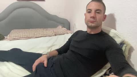 Snapshot of hardnstyle chatting on October 27, 7:07 pm HARD AND STYLE online show from October 27, 7:07 pm