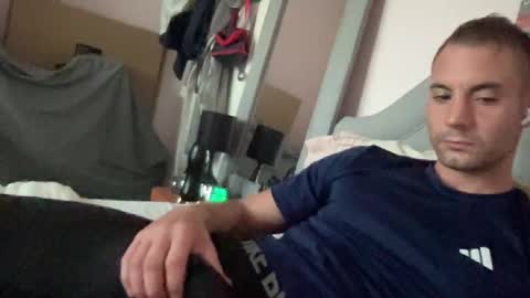 Snapshot of hardnstyle chatting on October 28, 4:53 pm HARD AND STYLE online show from October 28, 4:53 pm