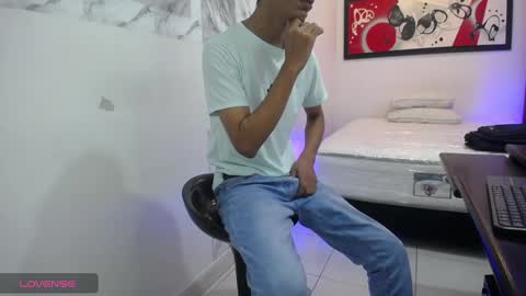 Snapshot of hardsexlove08 chatting on December 26, 7:16 pm Andres Dean online show from December 26, 7:16 pm