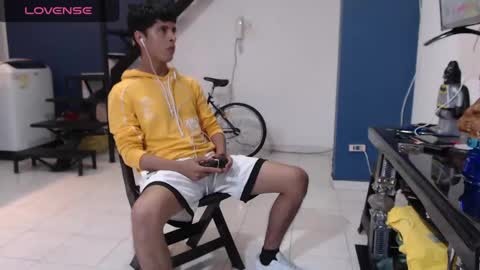 Snapshot of hardsexlove08 chatting on February 13, 11:58 pm Andres Dean online show from February 13, 11:58 pm