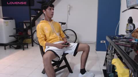 Snapshot of hardsexlove08 chatting on February 14, 3:00 am Andres Dean online show from February 14, 3:00 am