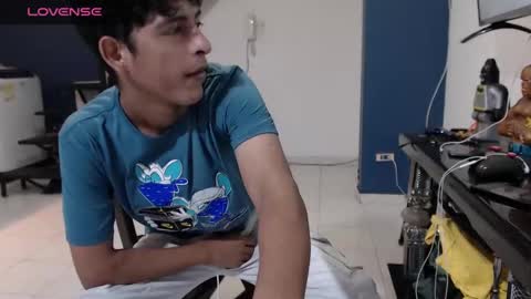 Snapshot of hardsexlove08 chatting on February 24, 12:41 am Andres Dean online show from February 24, 12:41 am