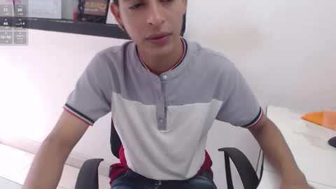 Snapshot of hardsexlove08 chatting on October 18, 7:03 pm Andres Dean online show from October 18, 7:03 pm