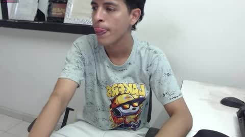 Snapshot of hardsexlove08 chatting on October 19, 11:05 pm Andres Dean online show from October 19, 11:05 pm