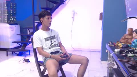 Snapshot of hardsexlove08 chatting on November 15, 3:37 am Andres Dean online show from November 15, 3:37 am