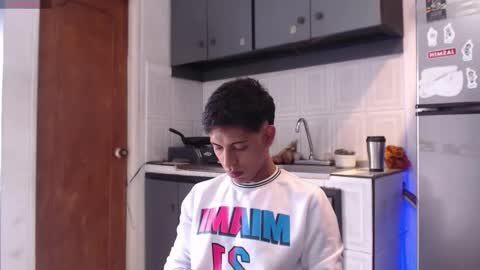 Andres Dean online show from December 21, 7:54 pm