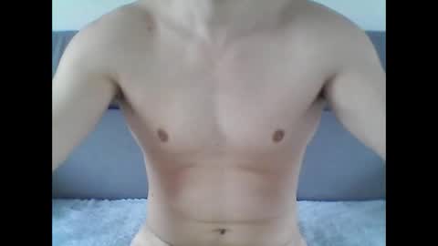 Snapshot of hardwanker75 chatting on February 10, 10:53 am hardwanker75 online show from February 10, 10:53 am