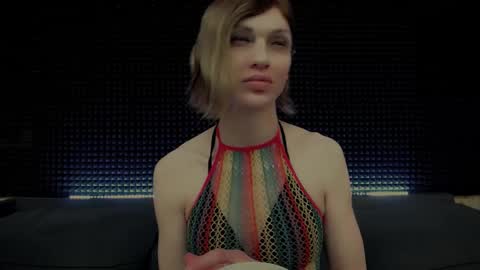 Miss Hardy online show from February 20, 10:27 am