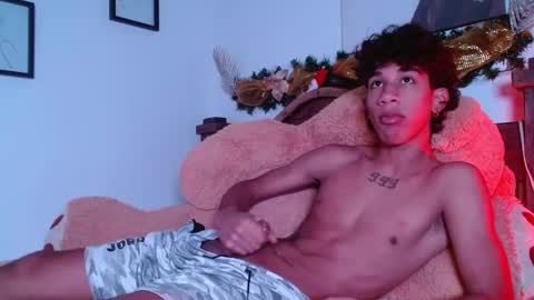 Snapshot of haresandpame_mds chatting on December 7, 12:45 pm Hares online show from December 7, 12:45 pm