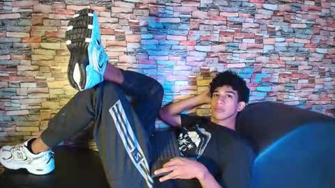 Snapshot of haresandpame_mds chatting on November 21, 12:48 pm Hares online show from November 21, 12:48 pm