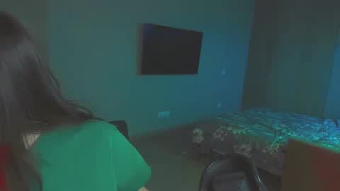 Snapshot of haribo_asmr chatting on January 12, 8:36 am Miss Hari online show from January 12, 8:36 am