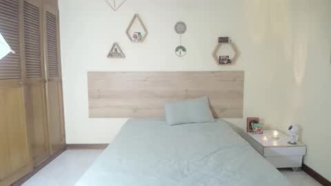 Snapshot of harknite chatting on February 14, 3:20 pm harknite online show from February 14, 3:20 pm