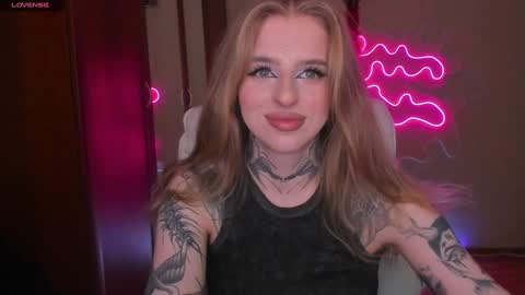 Snapshot of harley_kimm chatting on December 20, 5:57 am Julia online show from December 20, 5:57 am