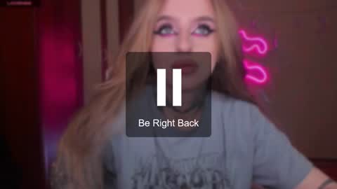 Snapshot of harley_kimm chatting on December 29, 5:31 am Julia online show from December 29, 5:31 am