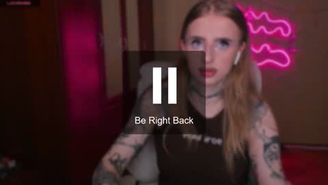 Snapshot of harley_kimm chatting on February 6, 5:14 am Julia online show from February 6, 5:14 am