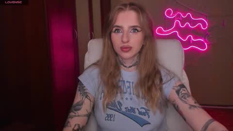 Snapshot of harley_kimm chatting on February 28, 5:04 am Julia online show from February 28, 5:04 am